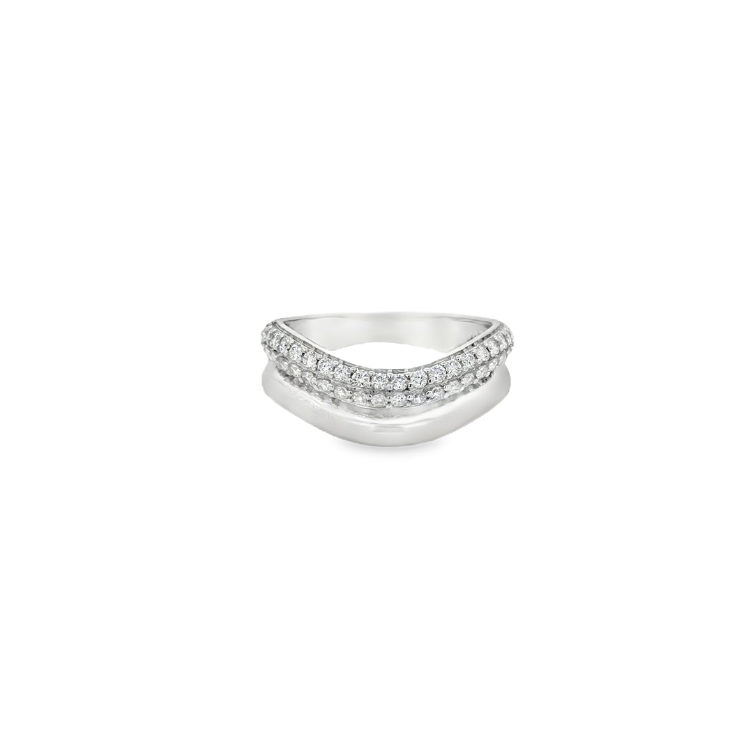 Wavy Diamonds Ring