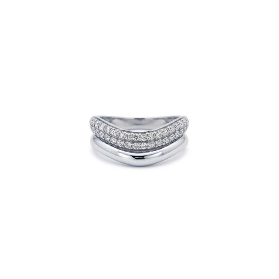 Wavy Diamonds Ring