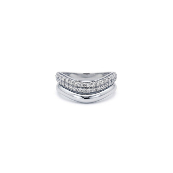 Wavy Diamonds Ring